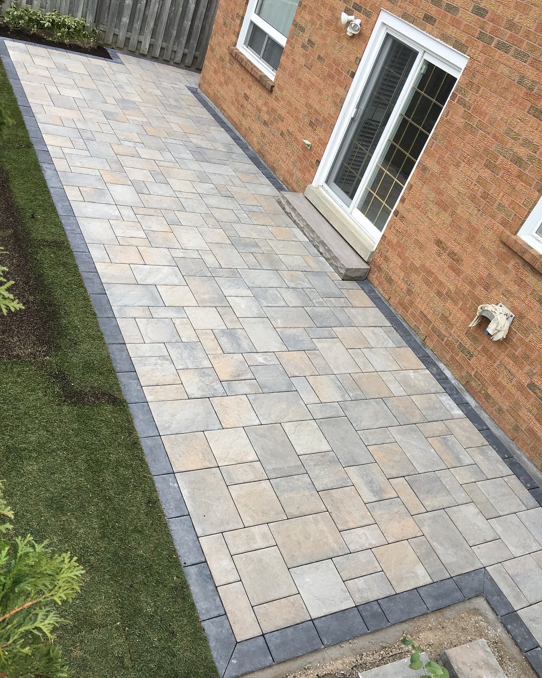 Patios, Walkways & Stairs Coliseum Concrete & Interlock